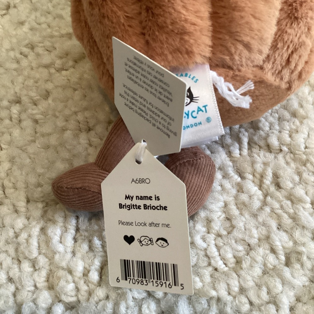 Jellycat Amuseables Brigitte Brioche Authentic NWT - Picture 3 of 3